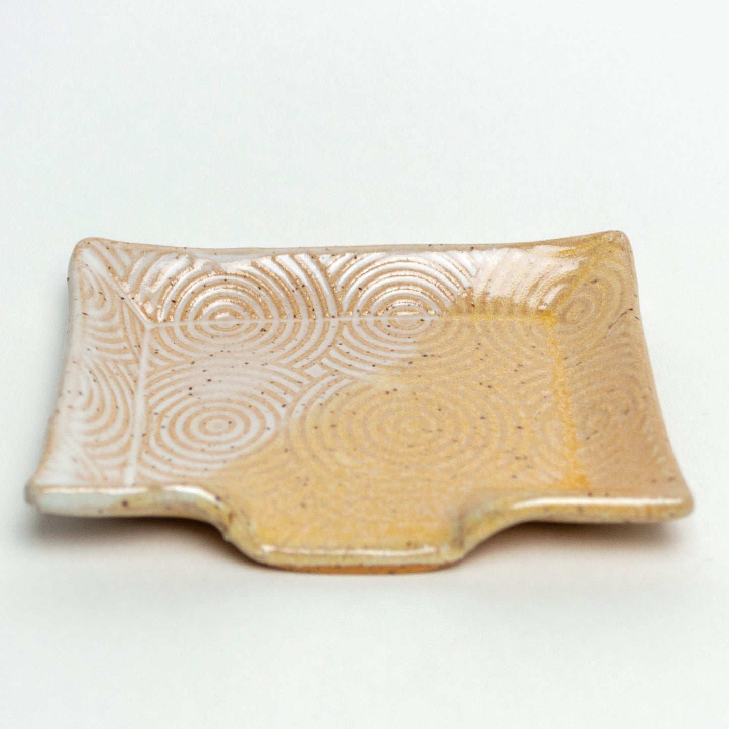 Peach & White Spiral Pattern Soap Dish