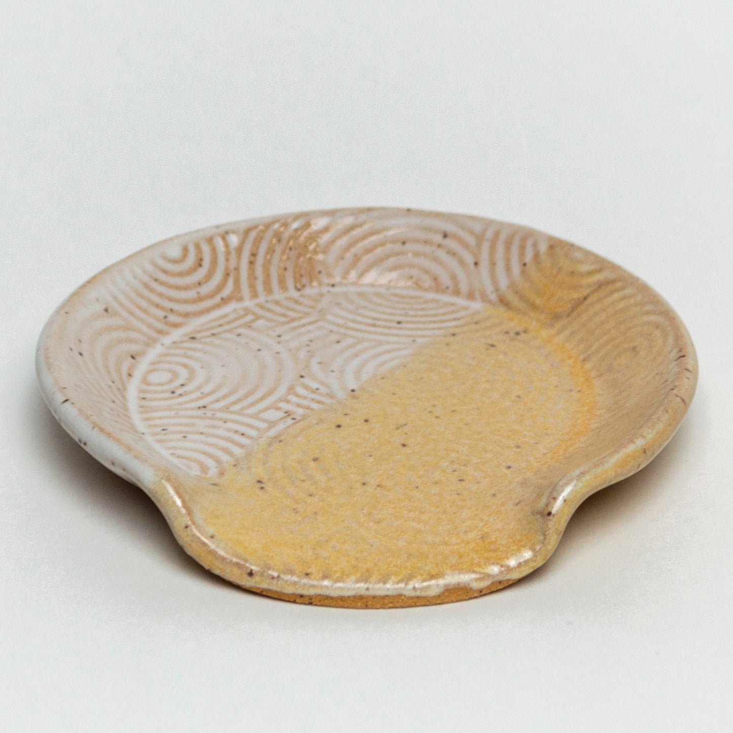 Peach & White Spiral Pattern Spoon Rest