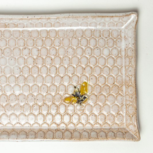 Bee Pattern White 10" Platter
