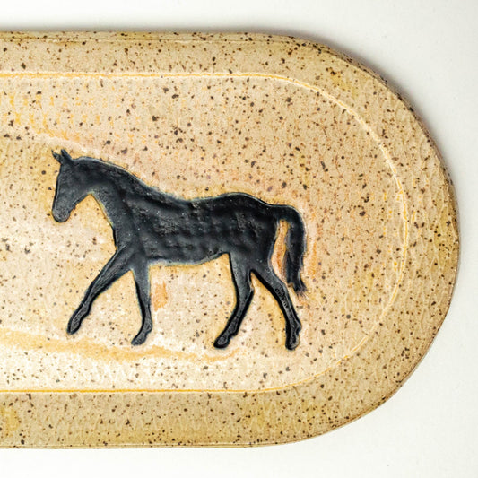 Black Horse Pattern Beige 10" Platter