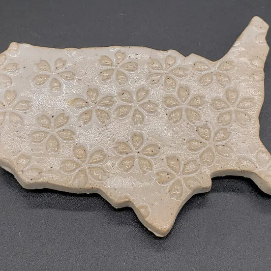 United States Shaped Stoneware Magnets (Assorted Color & Pattern)