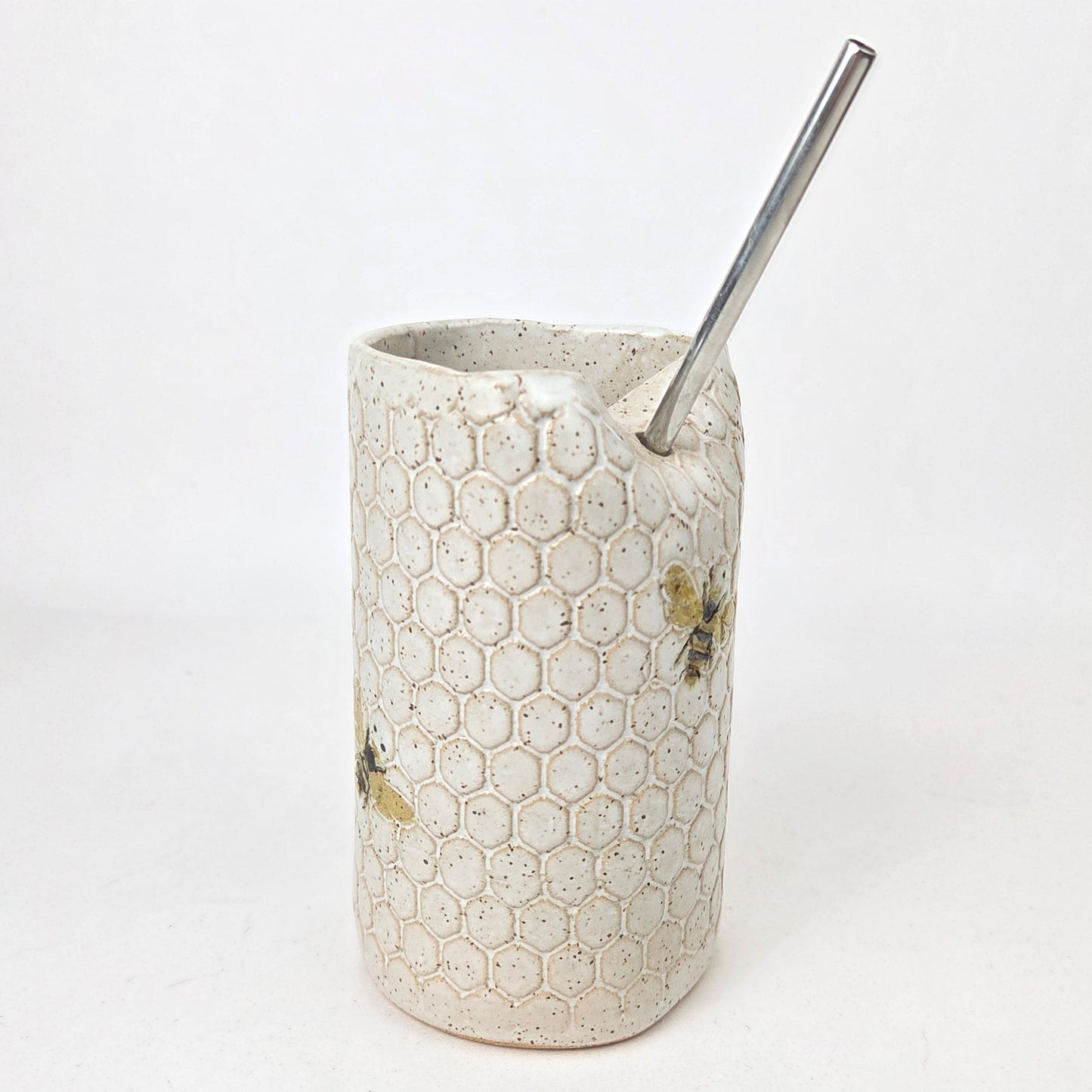 Bee Pattern on White Stoneware Travel/Sipper 16oz Mug w/Metal Straw