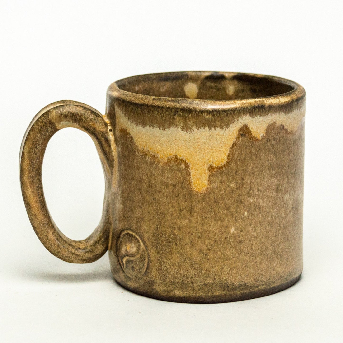 Ginkgo Leaf on Beige Glaze Chocolate Stoneware 10oz Mug