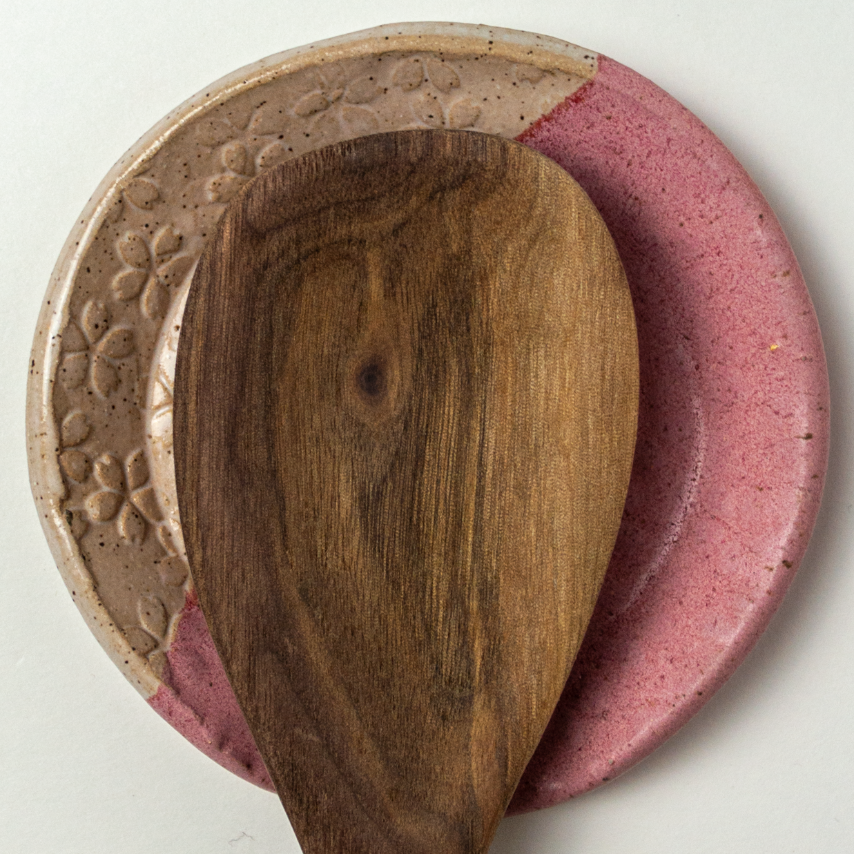 Red & White Daisy Flower Pattern Stoneware Spoon Rest