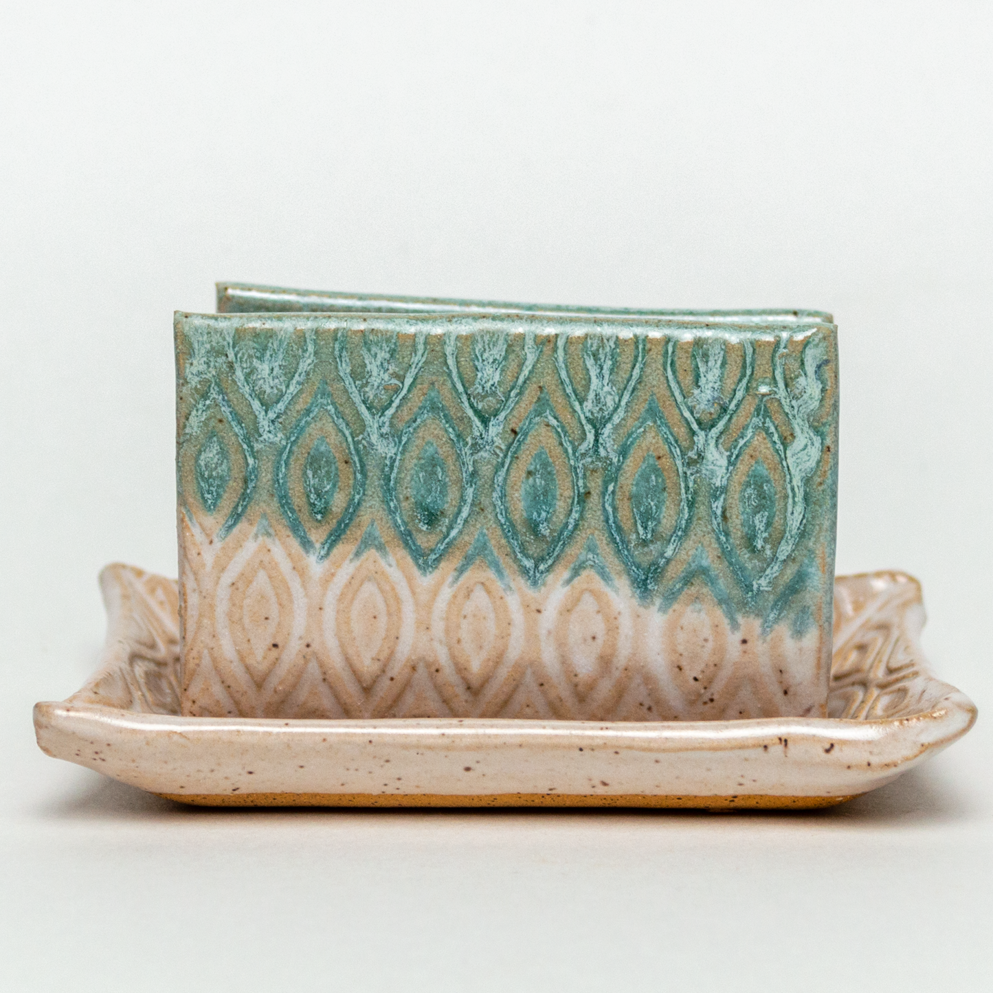 Turquoise & White Diamond Pattern Stoneware Sponge Holder
